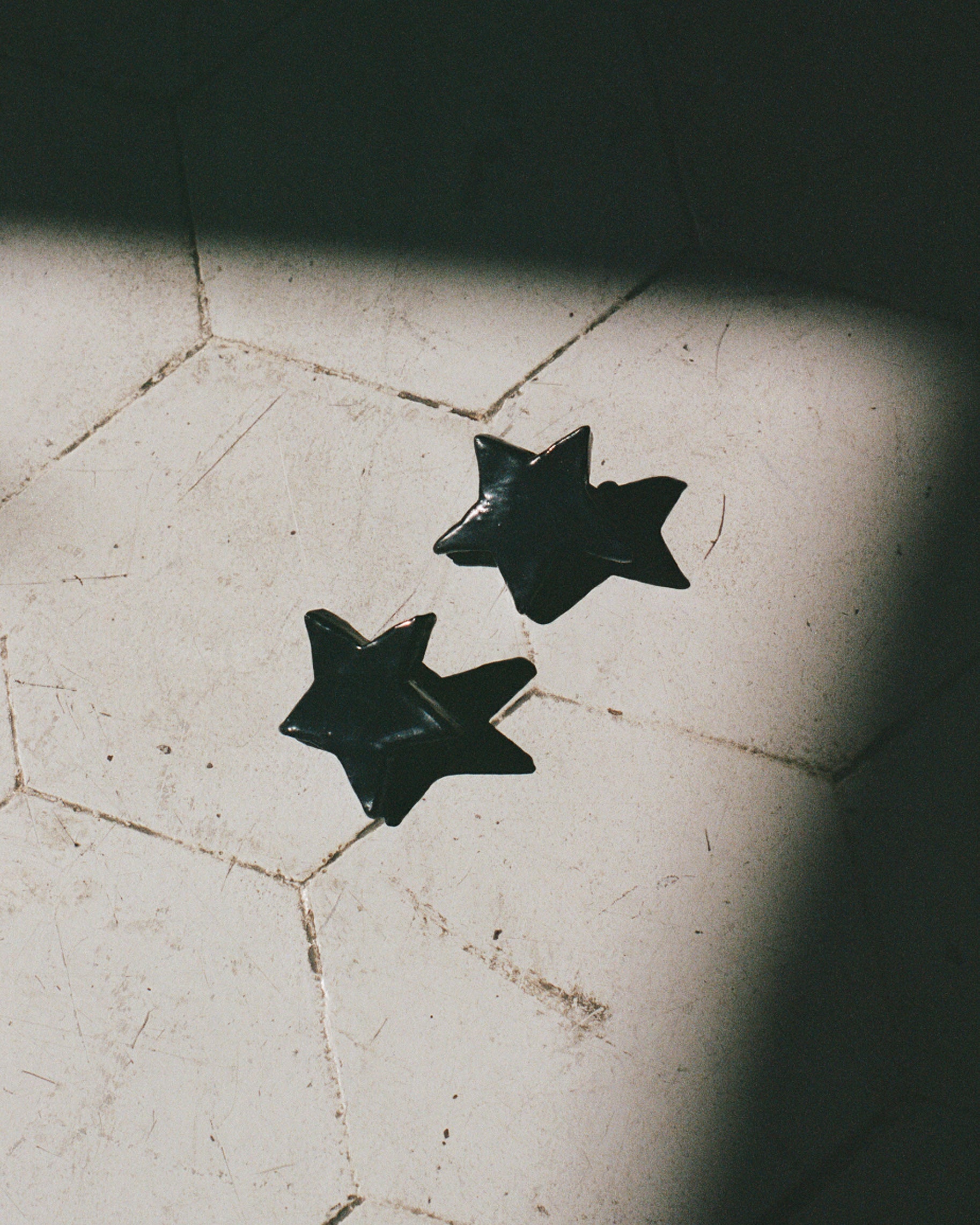 Stella Earrings Black